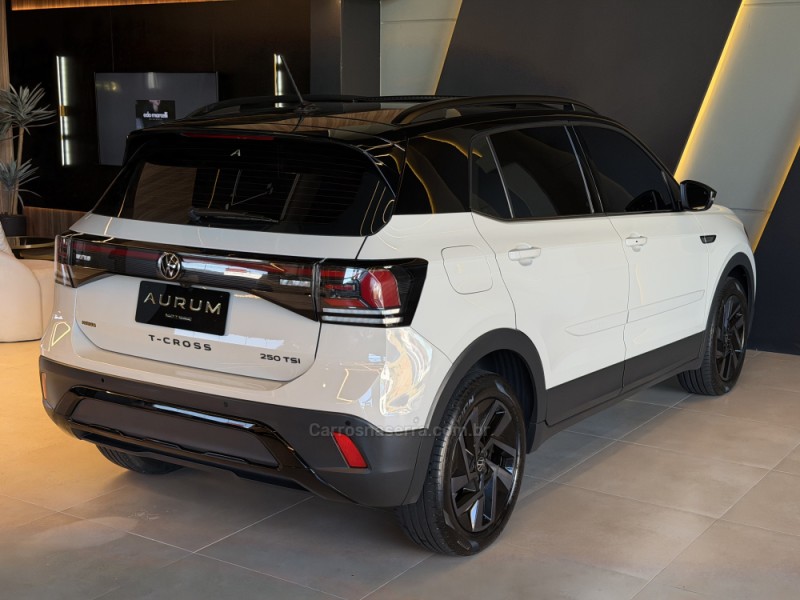 T-CROSS 1.4 HIGHLINE TSI 16V FLEX 4P AUTOMÁTICO - 2025 - CAXIAS DO SUL