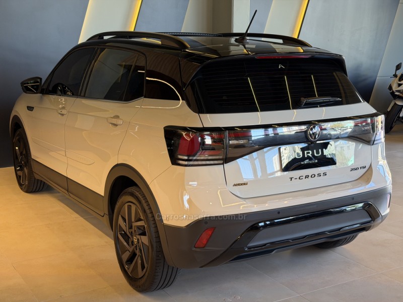 T-CROSS 1.4 HIGHLINE TSI 16V FLEX 4P AUTOMÁTICO - 2025 - CAXIAS DO SUL