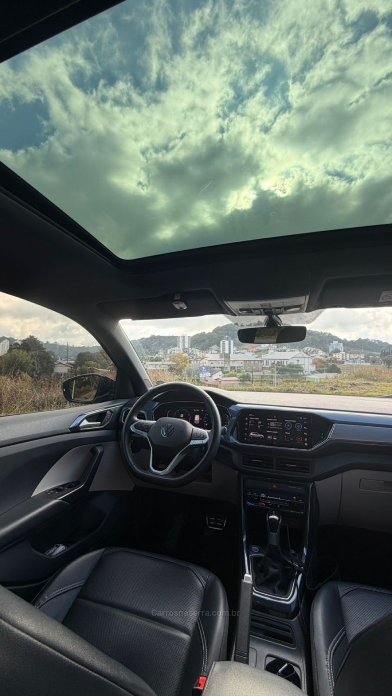 T-CROSS 1.4 HIGHLINE TSI 16V FLEX 4P AUTOMÁTICO - 2024 - CAXIAS DO SUL