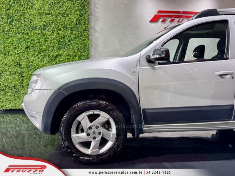 DUSTER 2.0 DYNAMIQUE 4X2 16V FLEX 4P AUTOMÁTICO - 2012 - NOVA PRATA