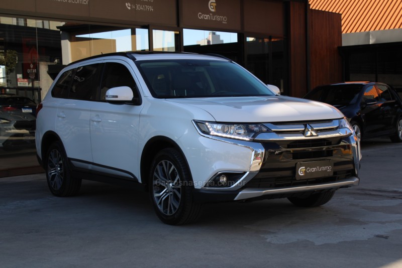 OUTLANDER 2.0 16V GASOLINA 4P AUTOMÁTICO - 2016 - CAXIAS DO SUL