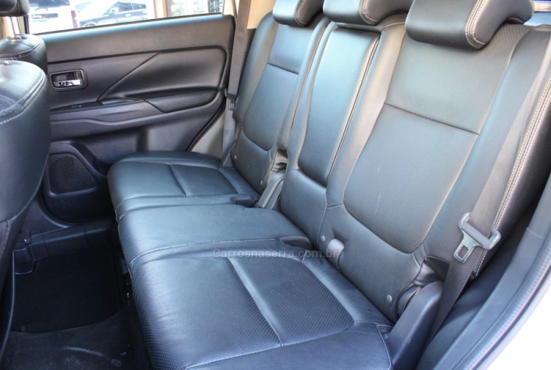 OUTLANDER 2.0 16V GASOLINA 4P AUTOMÁTICO - 2016 - CAXIAS DO SUL