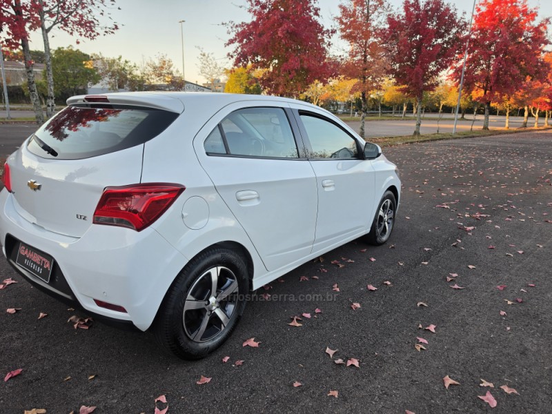 ONIX 1.4 MPFI LTZ 8V FLEX 4P AUTOMÁTICO - 2019 - BENTO GONçALVES