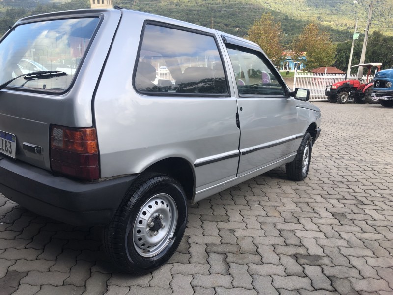UNO 1.0 IE MILLE EP 8V GASOLINA 2P MANUAL - 1996 - VALE REAL