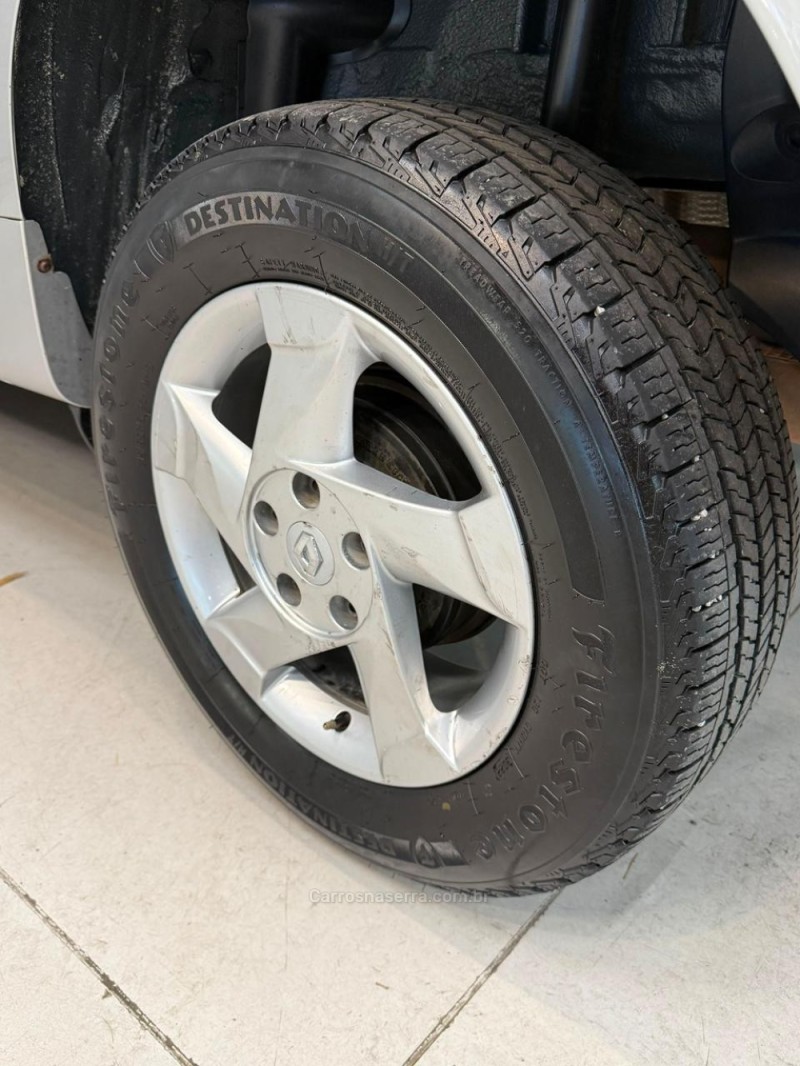 DUSTER 1.6 DYNAMIQUE 4X2 16V FLEX 4P MANUAL - 2013 - CAXIAS DO SUL