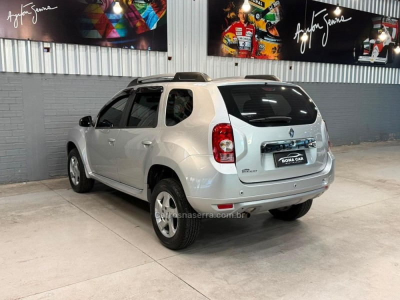 DUSTER 1.6 DYNAMIQUE 4X2 16V FLEX 4P MANUAL - 2013 - CAXIAS DO SUL