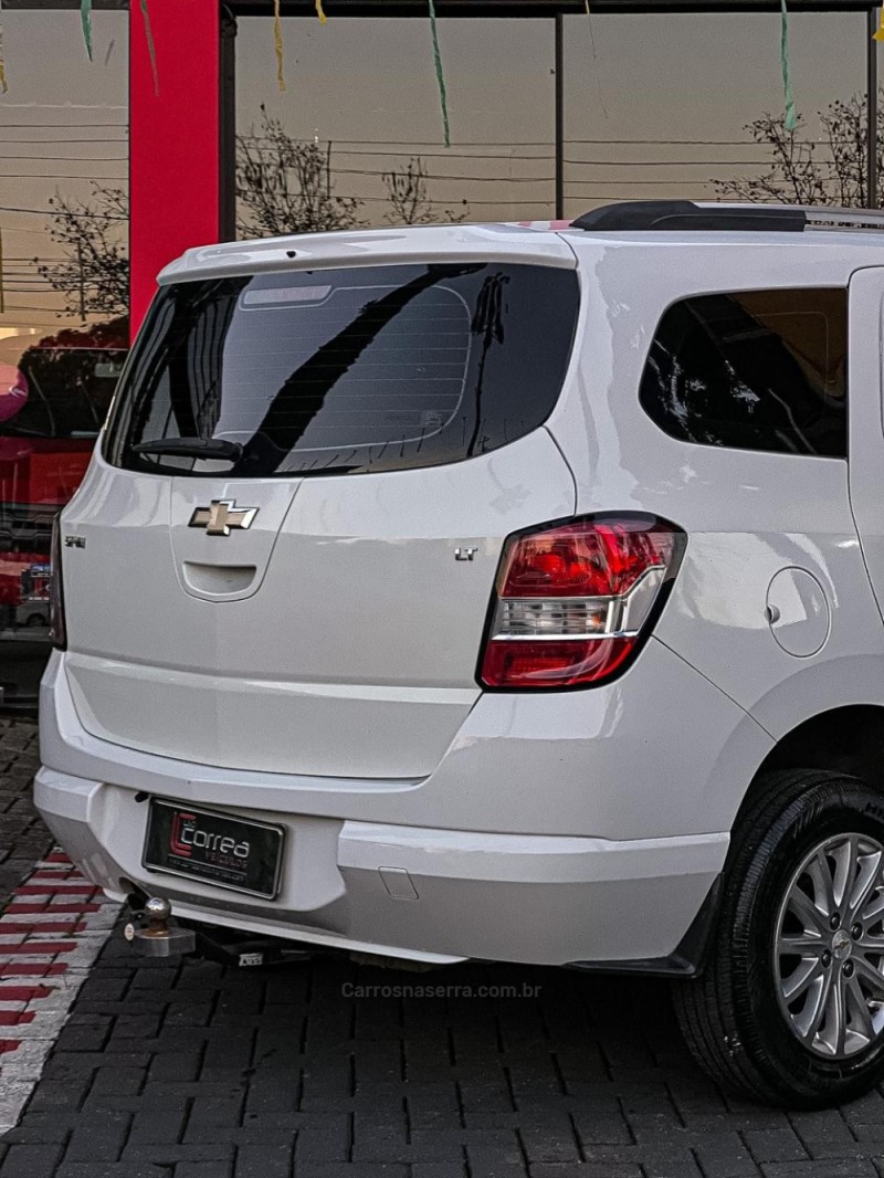 SPIN 1.8 LT 8V FLEX 4P MANUAL - 2015 - CANELA