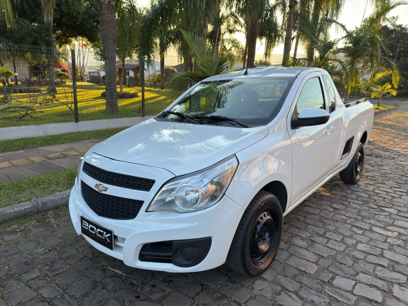montana 1.4 mpfi ls cs 8v flex 2p manual 2012 feliz