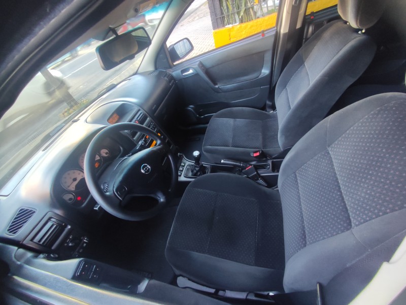 ASTRA 2.0 MPFI ADVANTAGE SEDAN 8V FLEX 4P MANUAL - 2011 - CAXIAS DO SUL