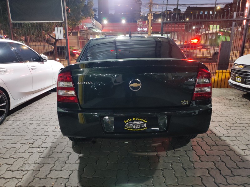 ASTRA 2.0 MPFI ADVANTAGE SEDAN 8V FLEX 4P MANUAL - 2011 - CAXIAS DO SUL
