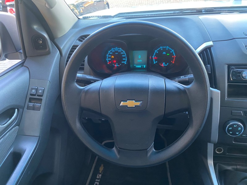 S10 2.4 MPFI LT 4X2 CS 8V FLEX 2P MANUAL - 2013 - LAJEADO
