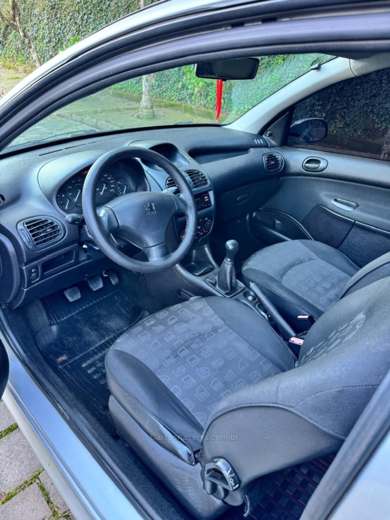 206 1.4 PRESENCE 8V GASOLINA 2P MANUAL - 2006 - CAXIAS DO SUL