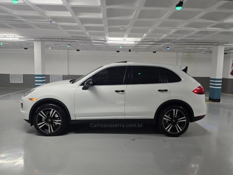 CAYENNE 4.5 S 4X4 V8 32V GASOLINA 4P TIPTRONIC - 2012 - PORTO ALEGRE