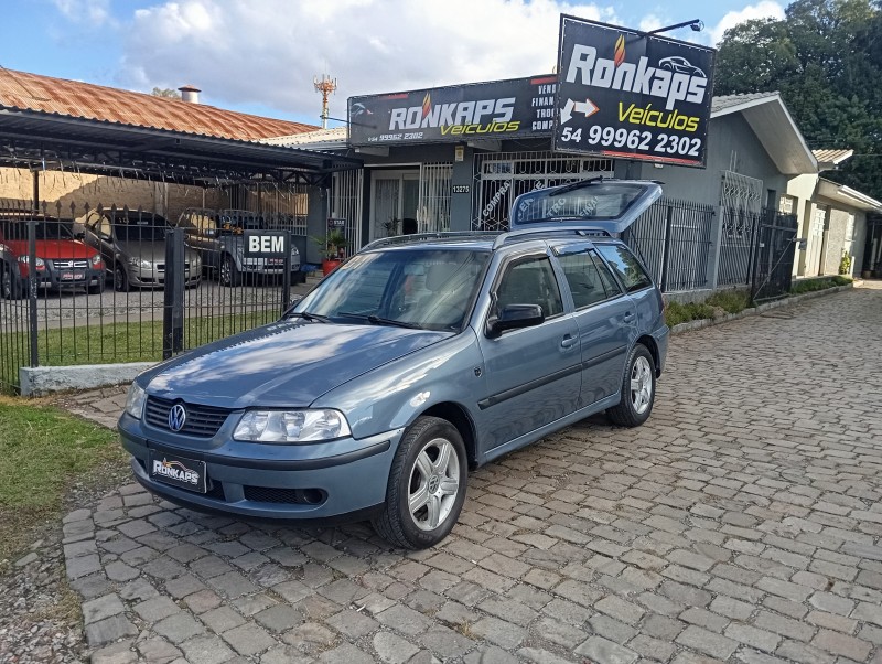 PARATI 2.0 MI 8V GASOLINA 4P MANUAL G.III - 2001 - CAXIAS DO SUL