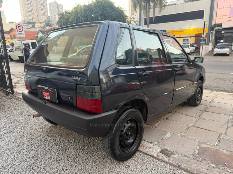 UNO 1.0 IE MILLE EP 8V GASOLINA 4P MANUAL - 1996 - CAXIAS DO SUL