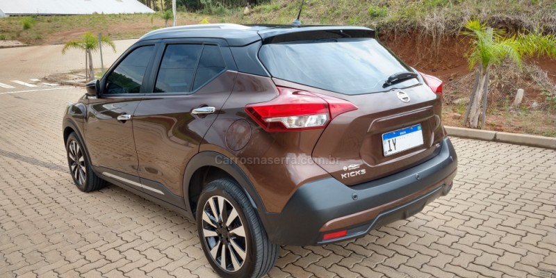 KICKS 1.6 SL 16V FLEXSTAR 4P AUTOMÁTICO - 2018 - SãO MARCOS