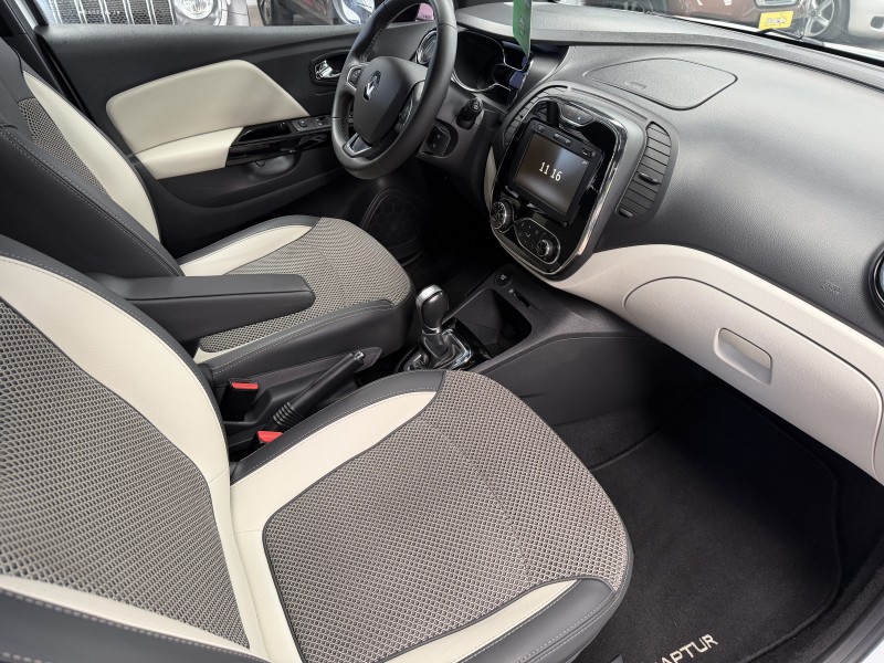 CAPTUR 2.0 16V FLEX INTENSE AUTOMÁTICO - 2020 - CAXIAS DO SUL