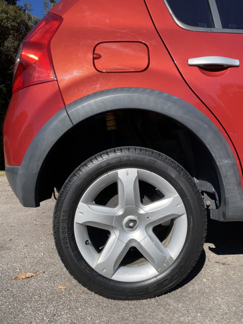 SANDERO 1.6 STEPWAY 16V FLEX 4P MANUAL - 2011 - FARROUPILHA