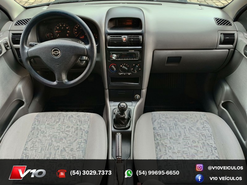 ASTRA 2.0 MPFI SEDAN 8V GASOLINA 4P MANUAL - 2004 - CAXIAS DO SUL