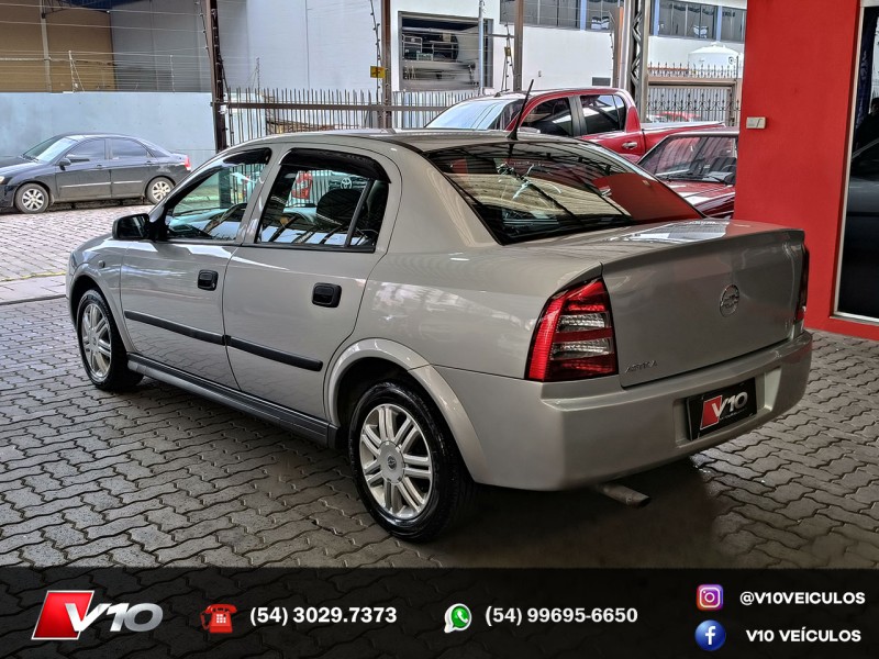 ASTRA 2.0 MPFI SEDAN 8V GASOLINA 4P MANUAL - 2004 - CAXIAS DO SUL