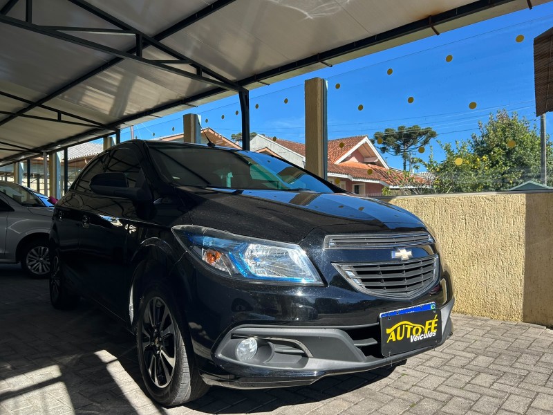 onix 1.4 mpfi ltz 8v flex 4p manual 2016 canela