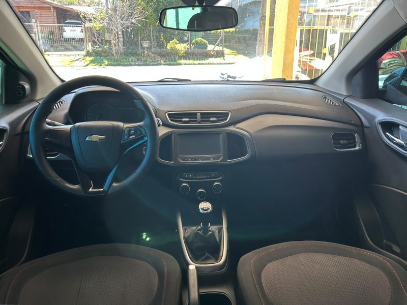 ONIX 1.4 MPFI LTZ 8V FLEX 4P MANUAL - 2016 - CANELA
