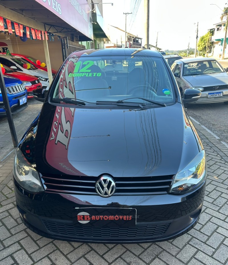 FOX 1.0 MI TREND 8V FLEX 4P MANUAL - 2012 - PAROBé