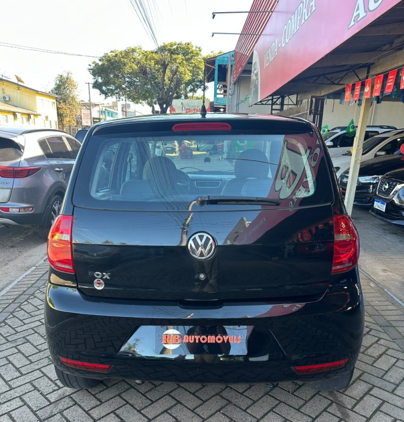 FOX 1.0 MI TREND 8V FLEX 4P MANUAL - 2012 - PAROBé