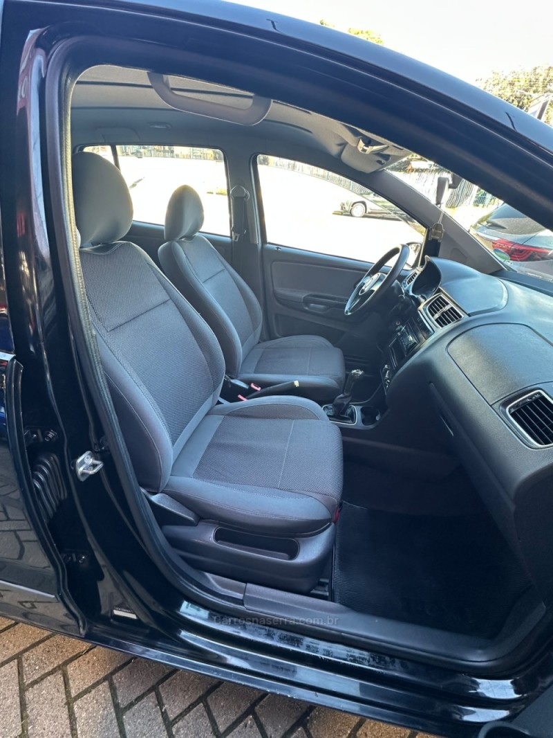 FOX 1.0 MI TREND 8V FLEX 4P MANUAL - 2012 - PAROBé