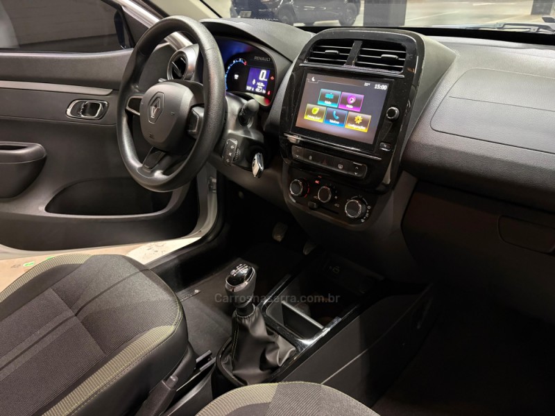 KWID 1.0 12V OUTSIDER FLEX 4P MANUAL - 2023 - CAXIAS DO SUL