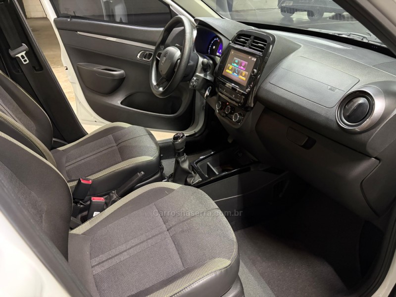 KWID 1.0 12V OUTSIDER FLEX 4P MANUAL - 2023 - CAXIAS DO SUL