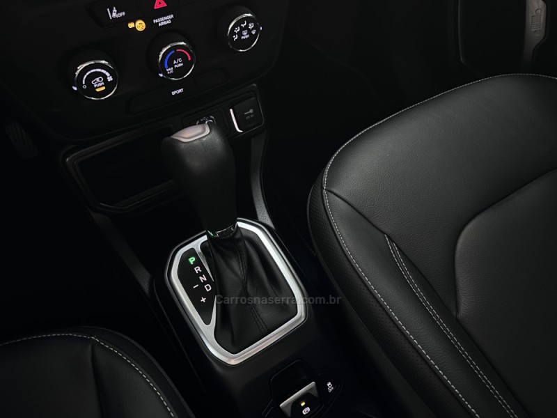 RENEGADE 1.3 SPORT T270 16V TURBO FLEX 4P AUTOMÁTICO - 2023 - CHARQUEADAS