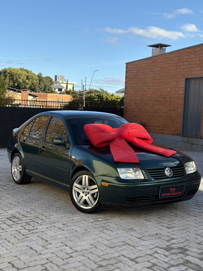 BORA 2.0 MI COMFORTLINE 8V 4P MANUAL - 2001 - CAXIAS DO SUL