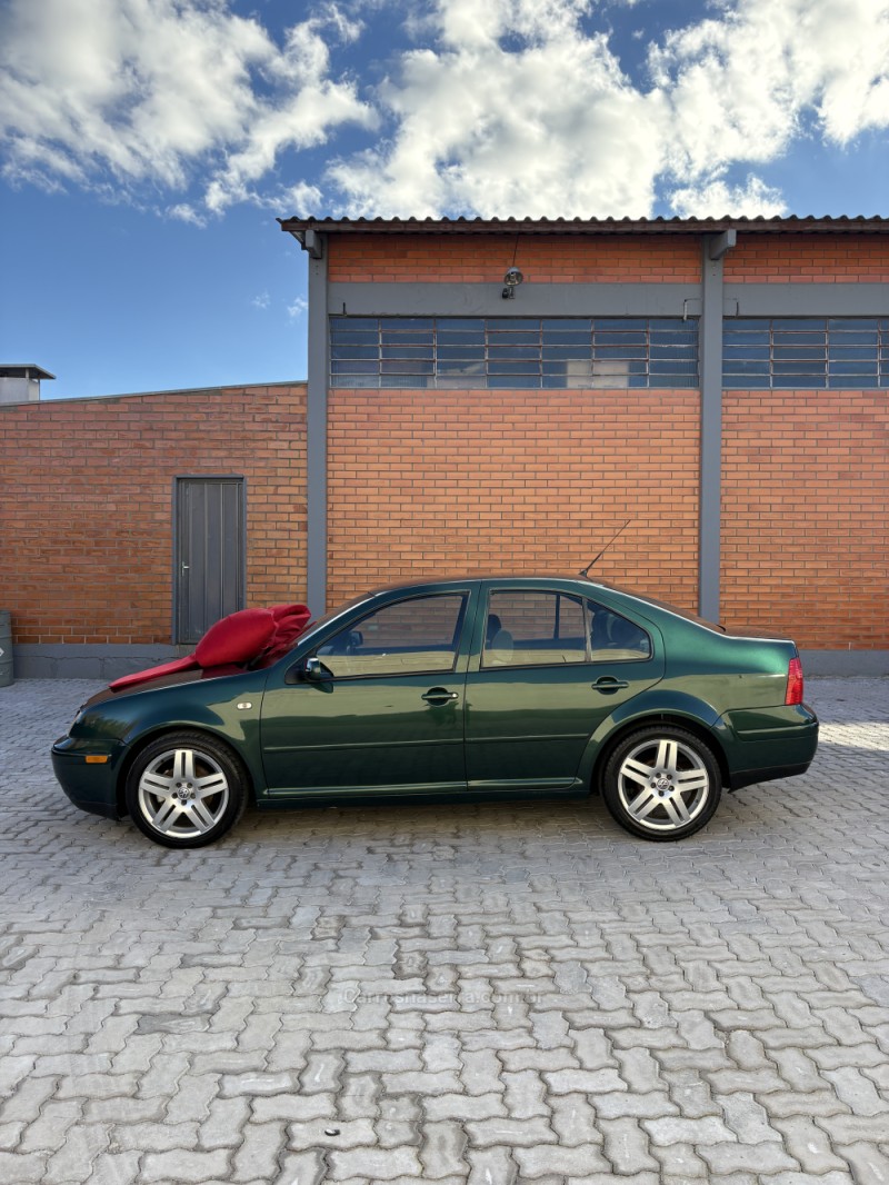 BORA 2.0 MI COMFORTLINE 8V 4P MANUAL - 2001 - CAXIAS DO SUL
