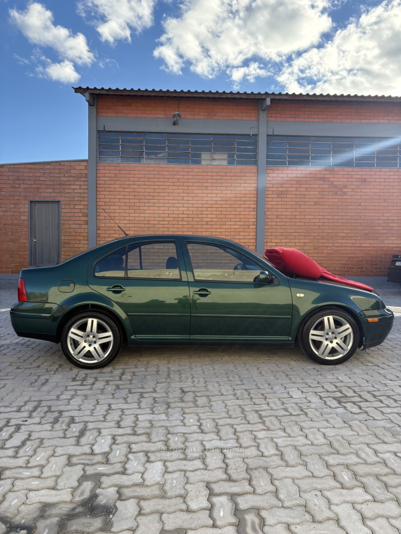 BORA 2.0 MI COMFORTLINE 8V 4P MANUAL - 2001 - CAXIAS DO SUL
