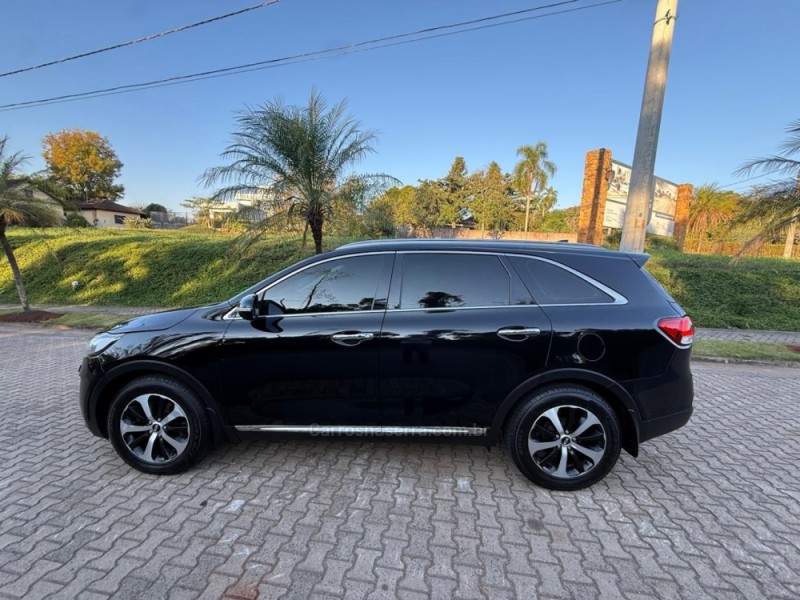 SORENTO 3.3 EX V6 24V GASOLINA 4P 7 LUGARES AUTOMATICO - 2016 - IVOTI