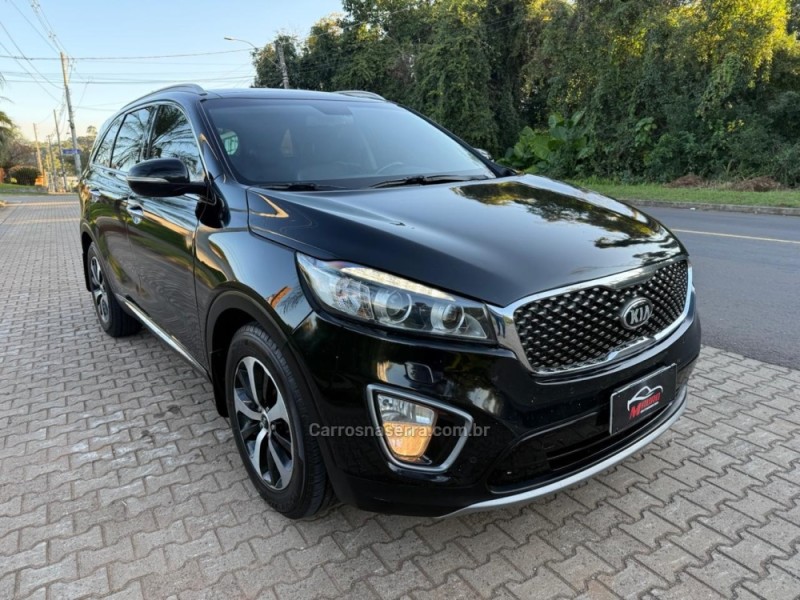 SORENTO 3.3 EX V6 24V GASOLINA 4P 7 LUGARES AUTOMATICO - 2016 - IVOTI