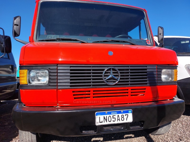 710  2000 garibaldi
