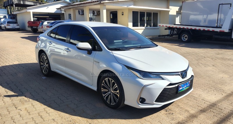 COROLLA 1.8 ALTIS PREMIUM 16V HÍBRIDO 4P AUTOMÁTICO - 2023 - PORTãO