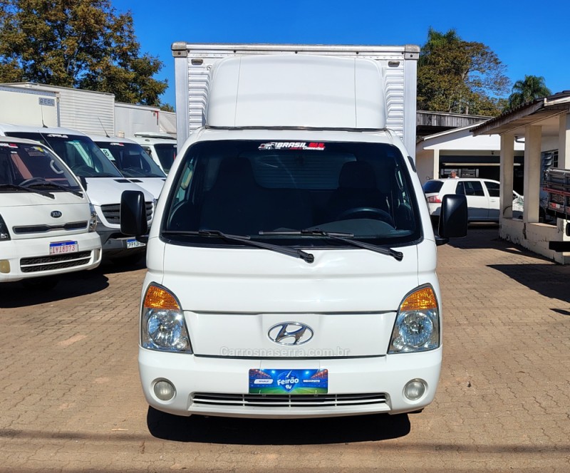 HR 2.5 4WD HDB BAU 4X4 8V TURBO INTERCOOLER DIESEL 2P MANUAL - 2008 - PORTãO