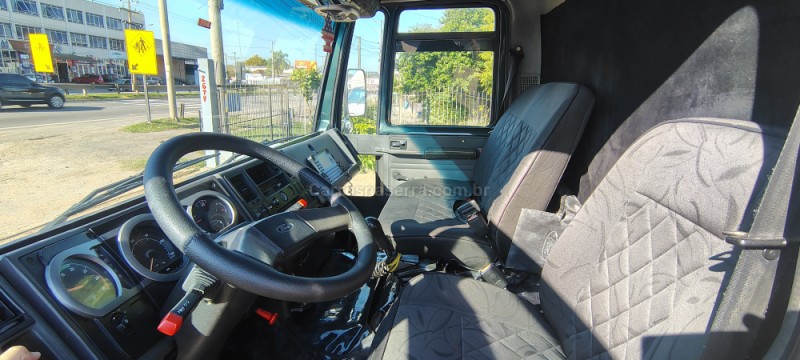 CARGO 815 E TURBO - 2006 - PORTãO