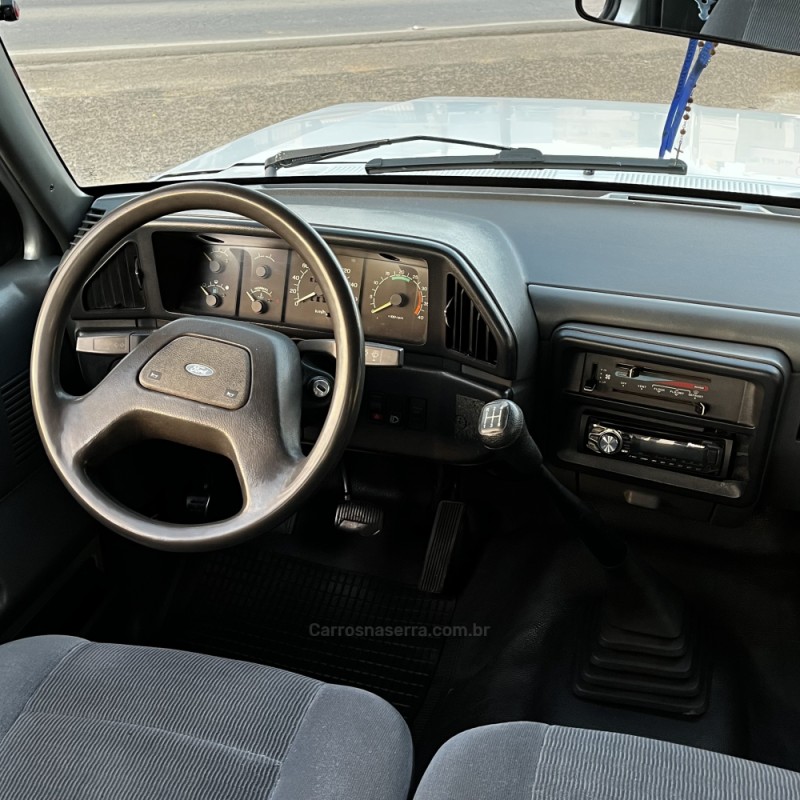 F-1000 3.9 SUPER SÉRIE CS 8V DIESEL 2P MANUAL - 1995 - VACARIA