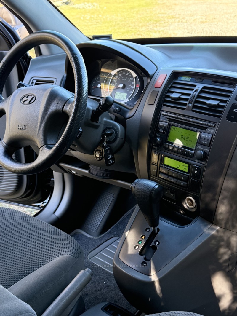 TUCSON 2.0 MPFI GLS 16V 143CV 2WD FLEX 4P AUTOMÁTICO - 2013 - CAXIAS DO SUL
