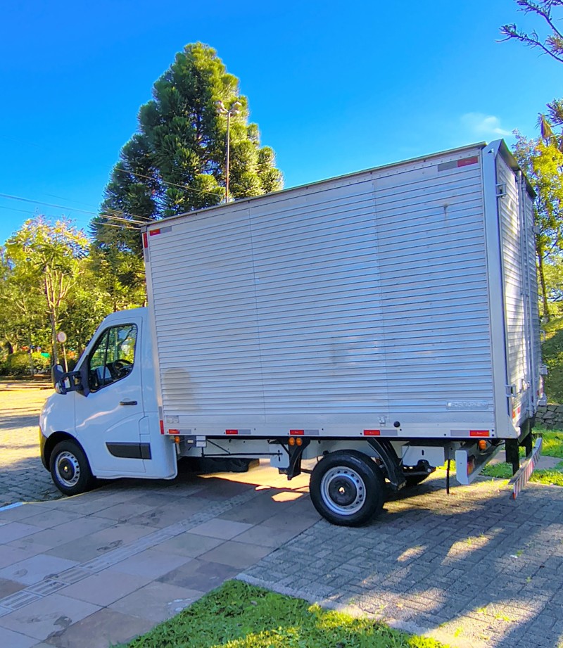 MASTER 2.3 EXTRA FURGÃO L3H2 16V TURBO INTERCOOLER DIESEL 4P MANUAL - 2017 - FARROUPILHA