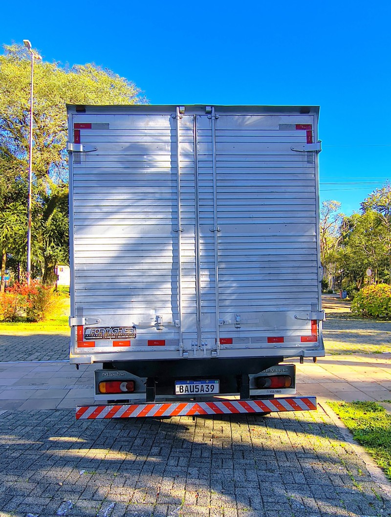 MASTER 2.3 EXTRA FURGÃO L3H2 16V TURBO INTERCOOLER DIESEL 4P MANUAL - 2017 - FARROUPILHA