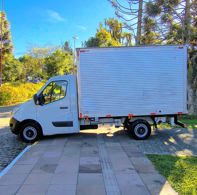 MASTER 2.3 EXTRA FURGÃO L3H2 16V TURBO INTERCOOLER DIESEL 4P MANUAL - 2017 - FARROUPILHA