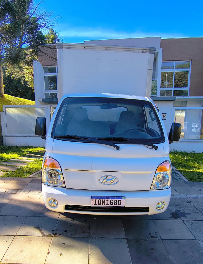 HR 2.5 TCI HD BAU 4X2 8V 97CV TURBO INTERCOOLER DIESEL 2P MANUAL - 2010 - FARROUPILHA