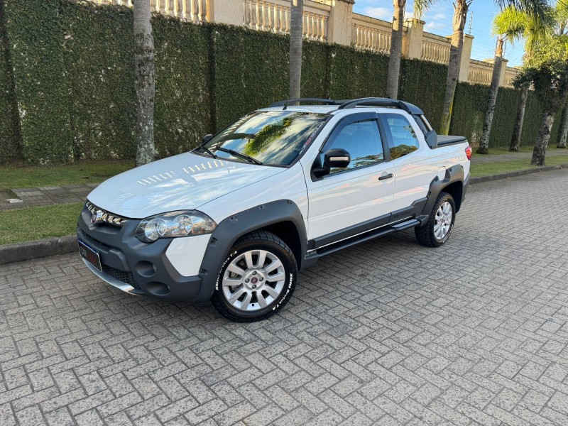 strada 1.8 mpi adventure cd 16v flex 3p manual 2015 caxias do sul
