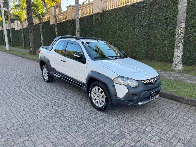 STRADA 1.8 MPI ADVENTURE CD 16V FLEX 3P MANUAL - 2015 - CAXIAS DO SUL