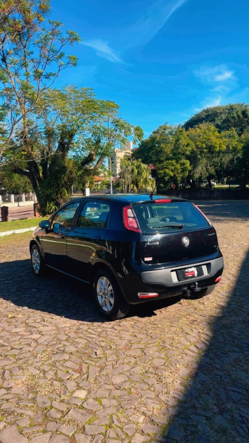 PUNTO 1.4 ATTRACTIVE ITALIA 8V FLEX 4P MANUAL - 2013 - SãO SEBASTIãO DO CAí